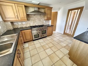 Kitchen- click for photo gallery